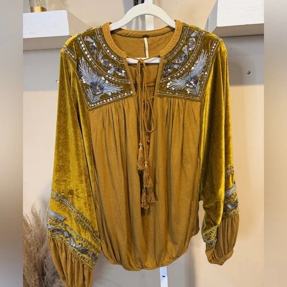 Free People Hearts Aflame Oversized Gold Velvet Embroidered Blouse - Picture 5 of 11